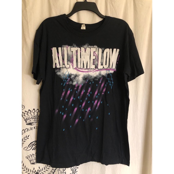 Hot Topic Other - 🖤💜 All Time Low T-shirt
